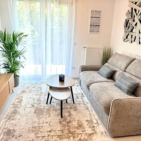 Superbe Neuf- Terrasse- Paris 15 Min- Rer * Villemomble
