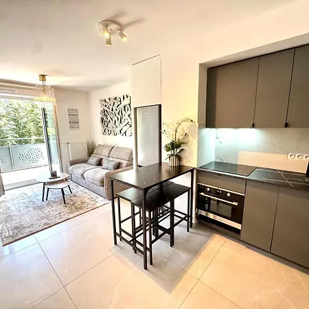 Apartamento Superbe Neuf- Terrasse- Paris 15 Min- Rer Villemomble